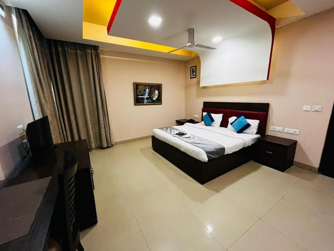 Hotel Mvr Stay By Admire Inn Noida Buitenkant foto